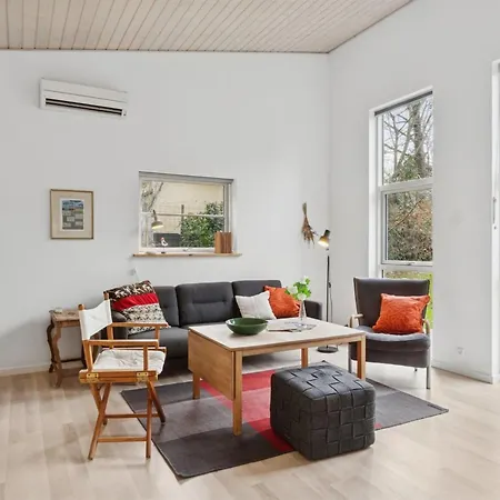 Hébergement de vacances Erikke - 575m From The Sea By Interhome