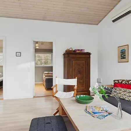 Erikke - 575m From The Sea By Interhome